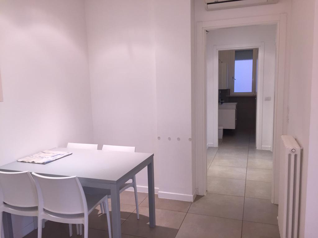 סניגליה Residence La Nave מראה חיצוני תמונה