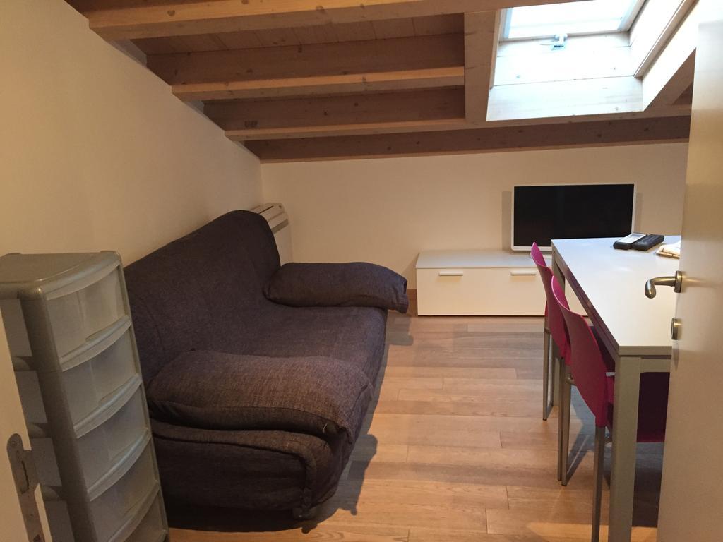 סניגליה Residence La Nave מראה חיצוני תמונה