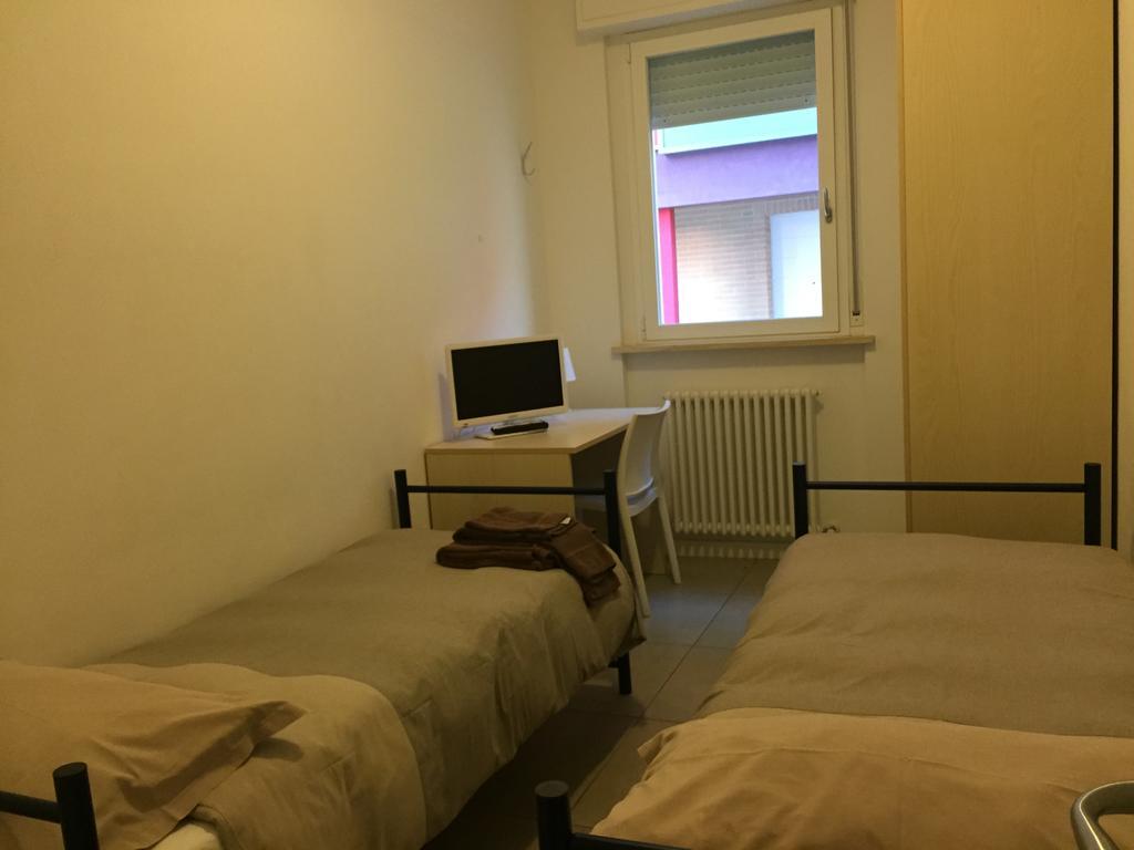 סניגליה Residence La Nave מראה חיצוני תמונה