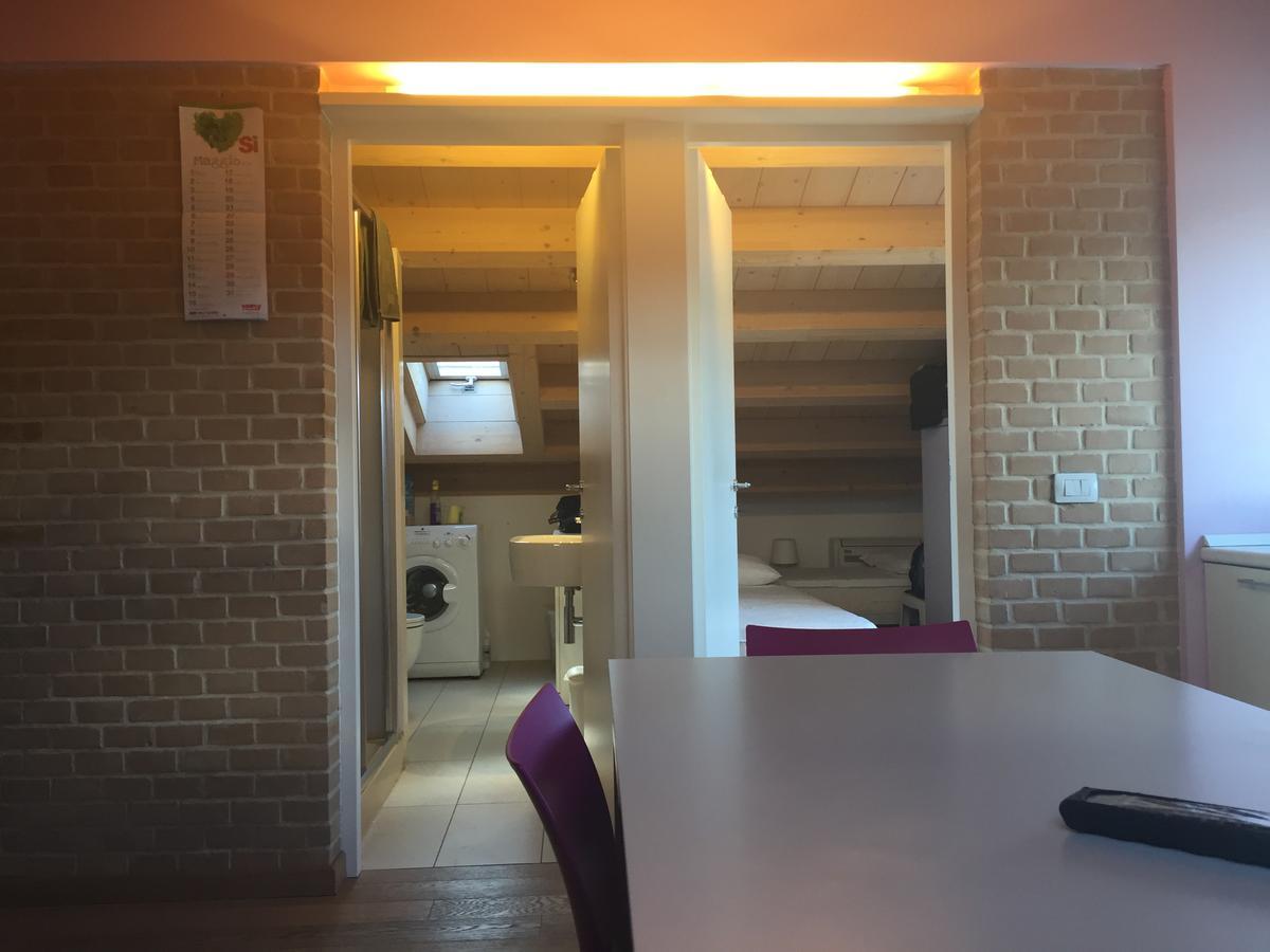 סניגליה Residence La Nave מראה חיצוני תמונה